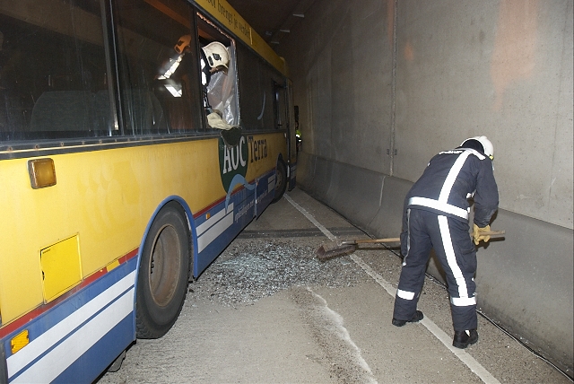 2010/276a/GB 20101021 065 Oefening Abdijtunnel.jpg